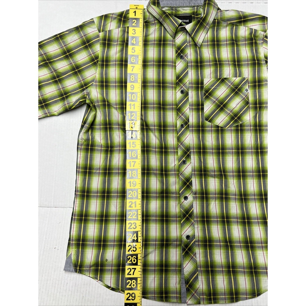 Marmot Short Sleeve Green Plaid Shirt Men's Medium **Small Stain** - Picture 9 of 16